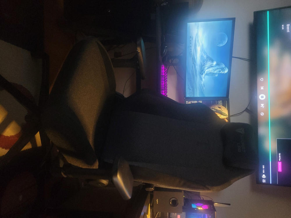 Secretlab TITAN Evo - XL - SoftWeave® Plus Fabric (0108) - Customer Photo From Patrick Brodacki