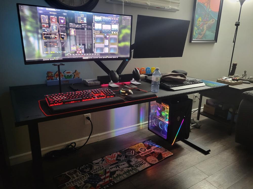 Secretlab Magnus Pro XL 1.7m Motorised Leg Columns (Type-B) - Box 2 - Customer Photo From Darryl Wilson