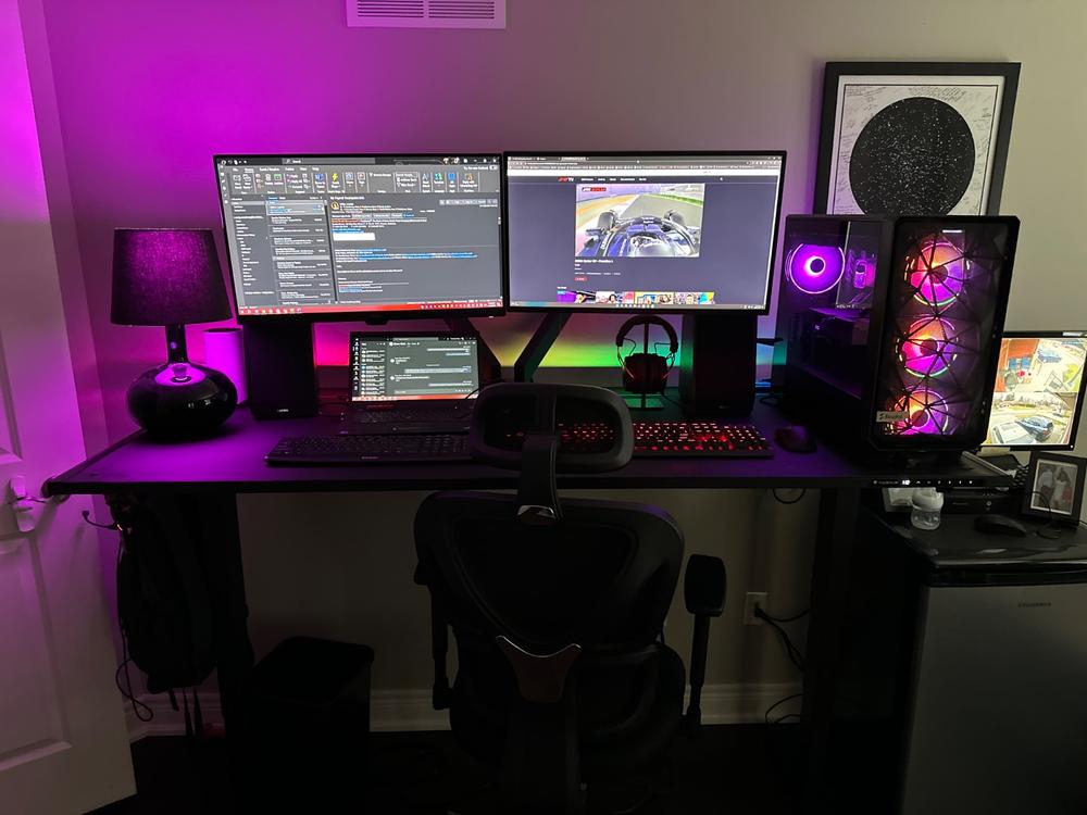 Secretlab Magnus Pro XL 1.7m Motorised Leg Columns (Type-B) - Box 2 - Customer Photo From CRAIG ARMSTRONG