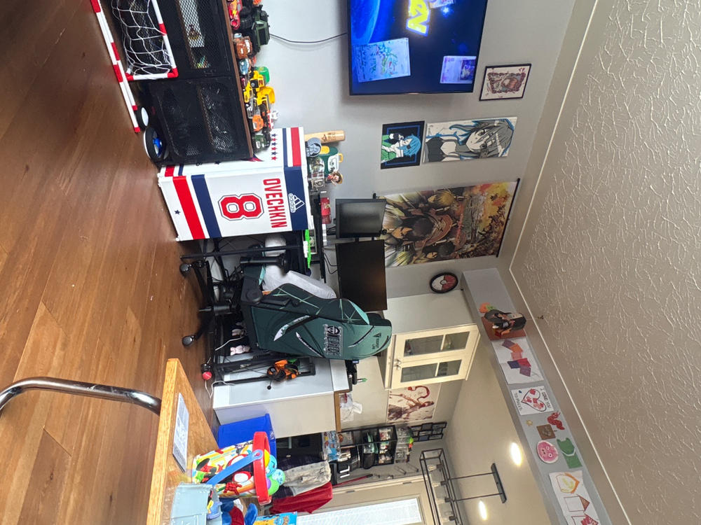 Secretlab Memory Foam Lumbar Pillow - One Piece Edition - Customer Photo From Zaine Foth-Thomas