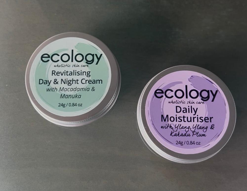 Dawn & Dusk Duo for Breakout Prone Skin 24g - Customer Photo From Christina Wiggers