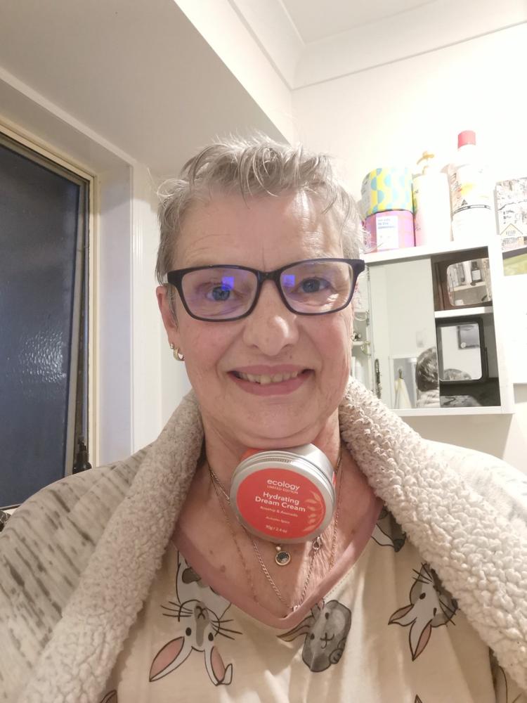An Ecology Mini Moisturiser 9g (10mL) - Free - Customer Photo From Maree Cole