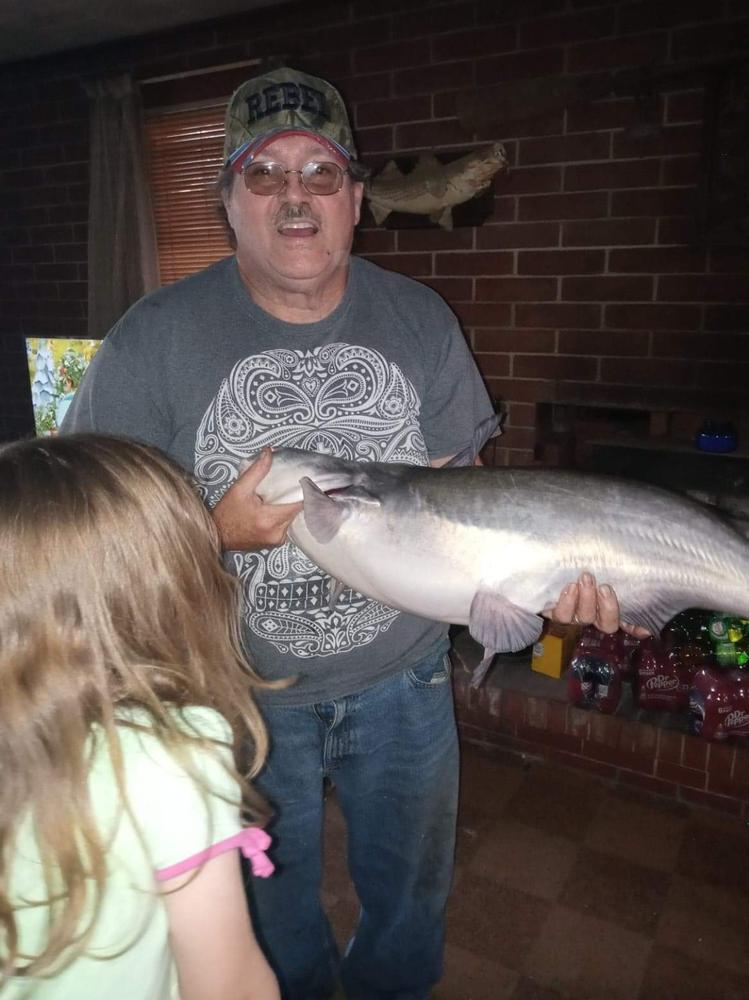 Catch More Catfish Today: 3 Surefire Tactics Used By The Experts (Digital Version) - Customer Photo From William O.
