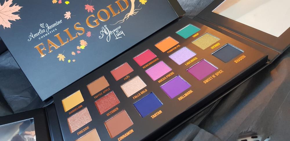 FALLS GOLD PALETTE AJ X MAKEUP BY LUCY - Customer Photo From Emma D.
