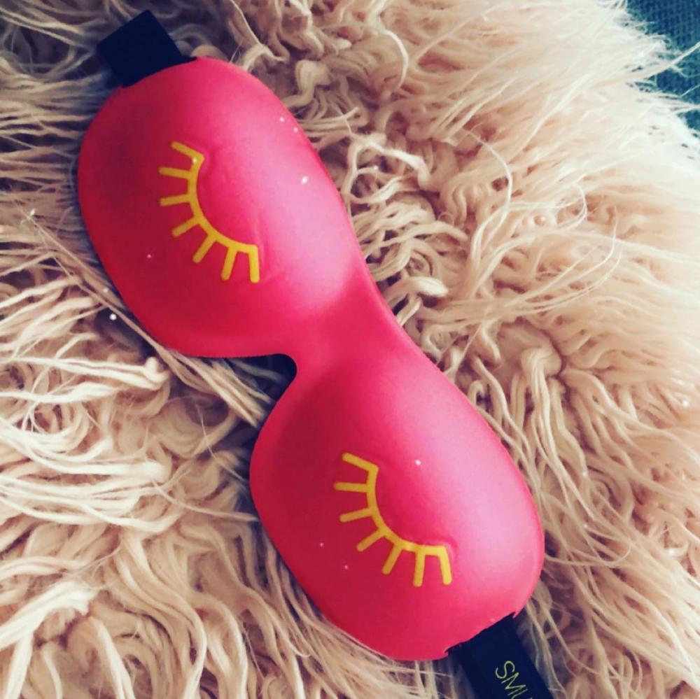 Soft Eyelash Friendly Blackout Sleep Masks Pink Wink Print SMUG.
