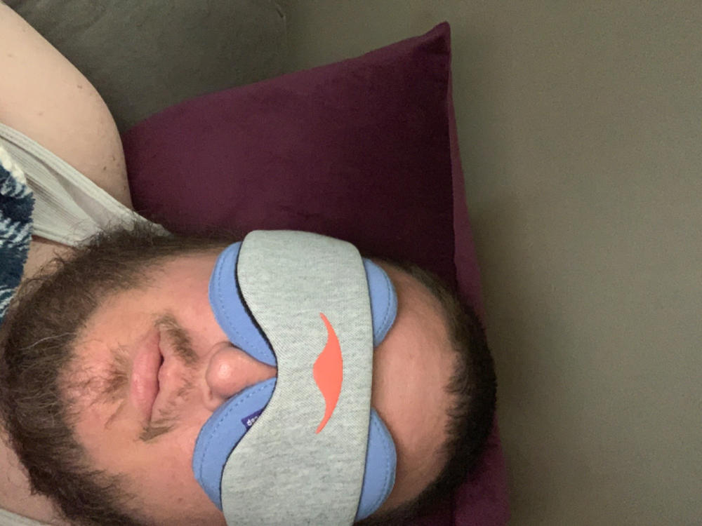 Manta COOL Sleep Mask - Customer Photo From Erik Hanson