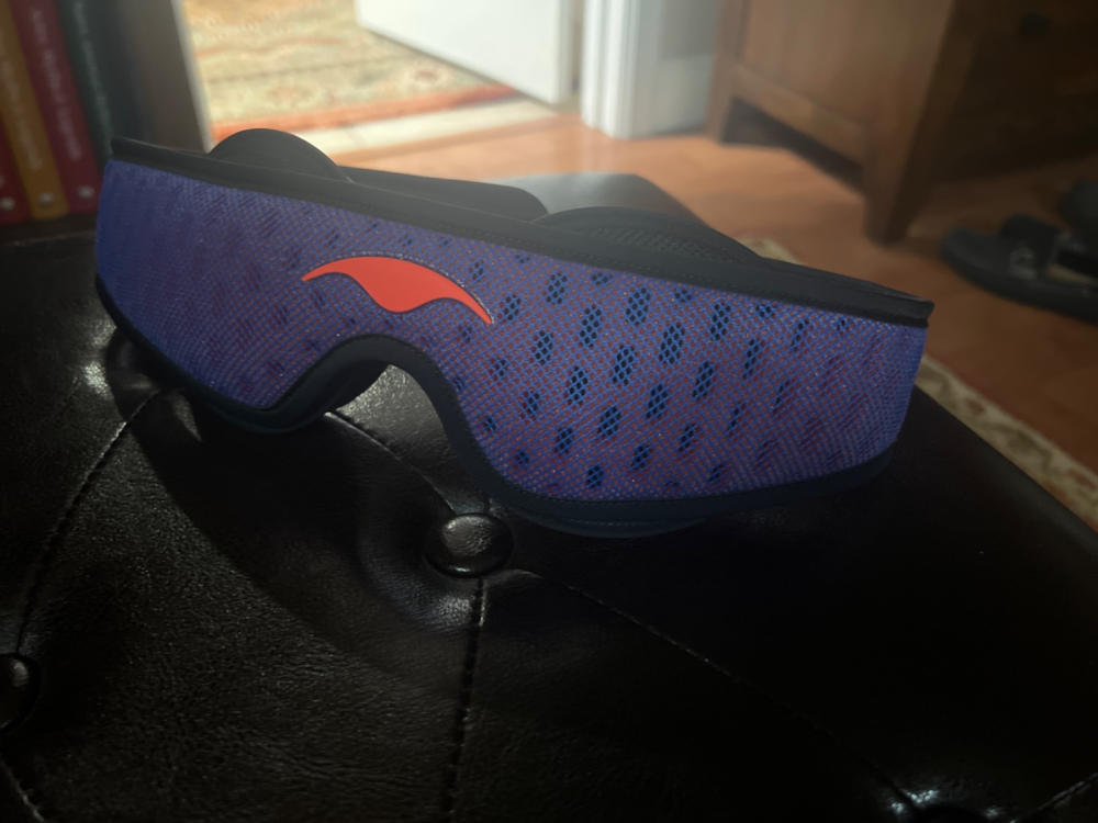 Manta PRO Sleep Mask - Customer Photo From Miles Cleary