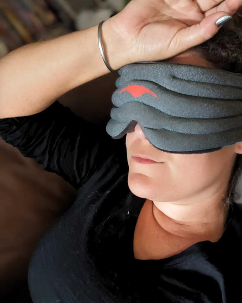 Manta WEIGHTED Sleep Mask - Customer Photo From Rebecca Hopkins