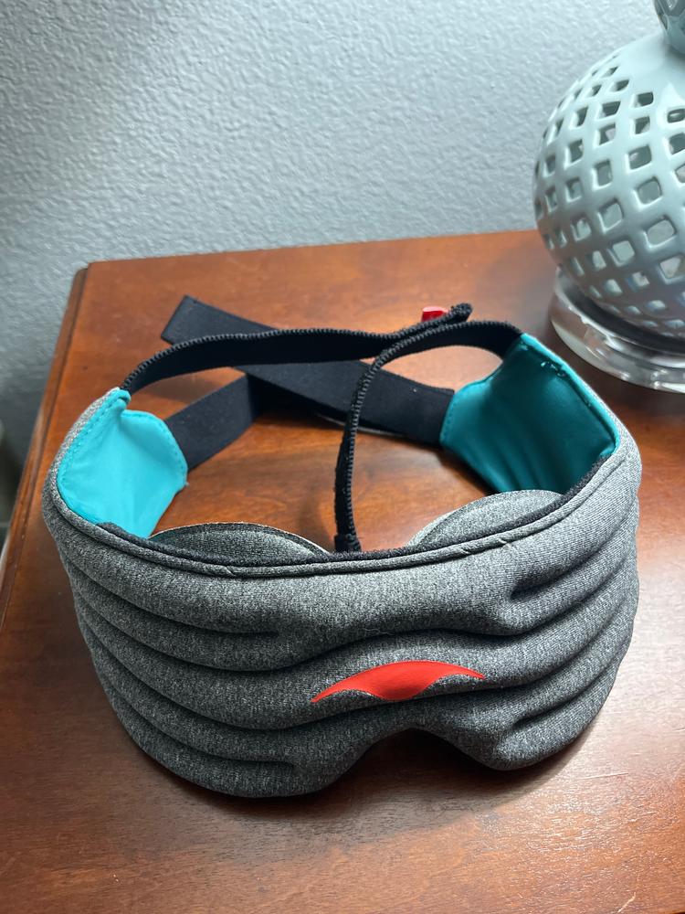Manta WEIGHTED Sleep Mask - Customer Photo From Ralee Tyson