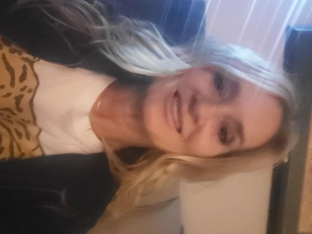Restorative Neck Complex with TriHex Technology® - Customer Photo From Linda Vickers