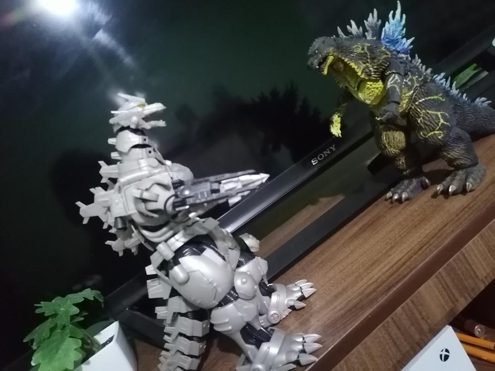 Aoshima Model Kits: Godzilla - Mechagodzilla Kiryu Kit De Plastico —  Distrito Max