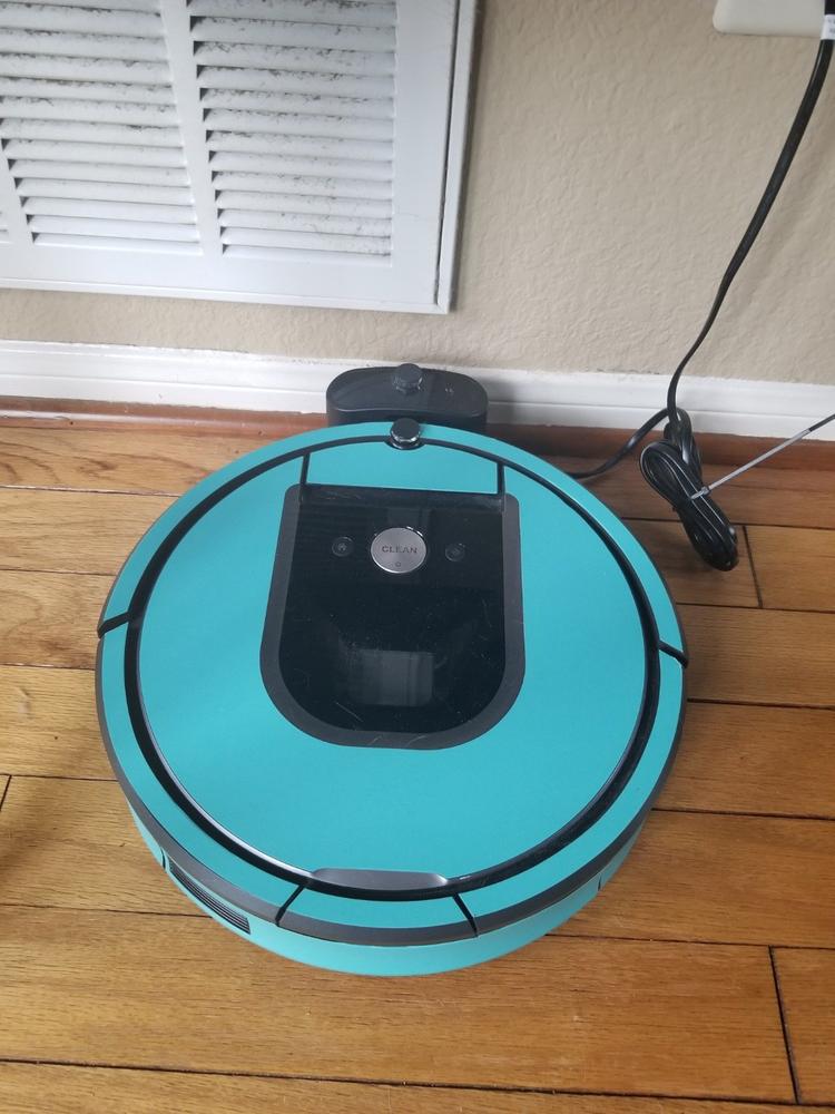 Solid Colors Collection iRobot 960 Custom Skins & Wraps - Customer Photo From Terry Bourgeois