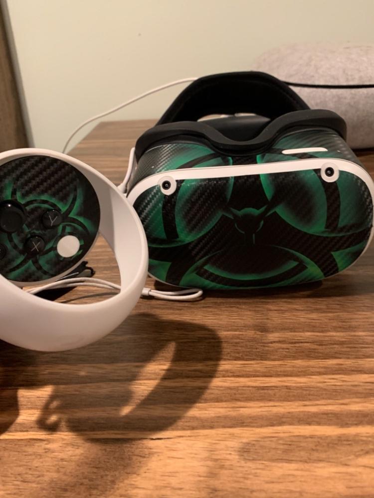 Grunge Collection Oculus Quest 2 Carbon Fiber Skin - Customer Photo From Brian Blanchette