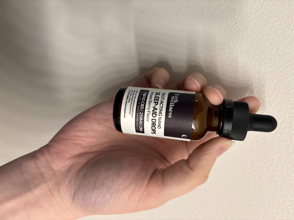 Water Soluble CBD + CBN Sleep Aid Drops - 750mg CBD + 250mg CBN - Customer Photo From Anonymous