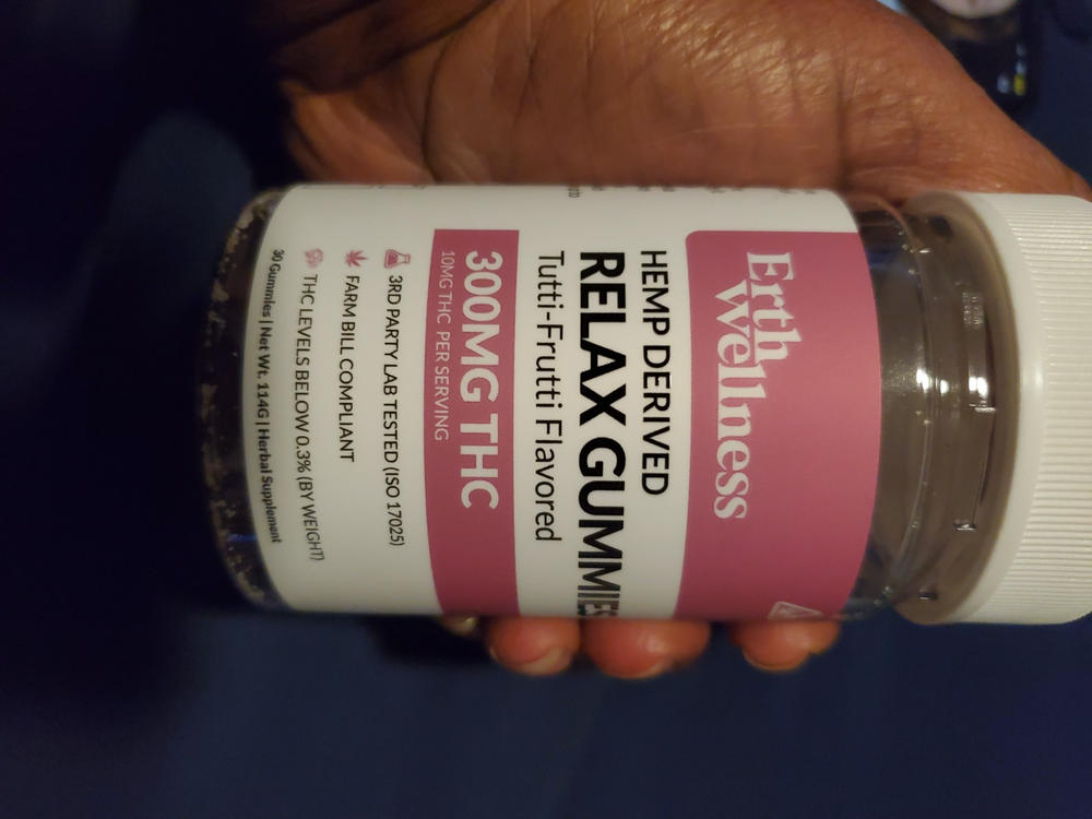 RELAX Δ9 THC Gummies - Vegan - Tutti Frutti - 300mg - Customer Photo From Anonymous