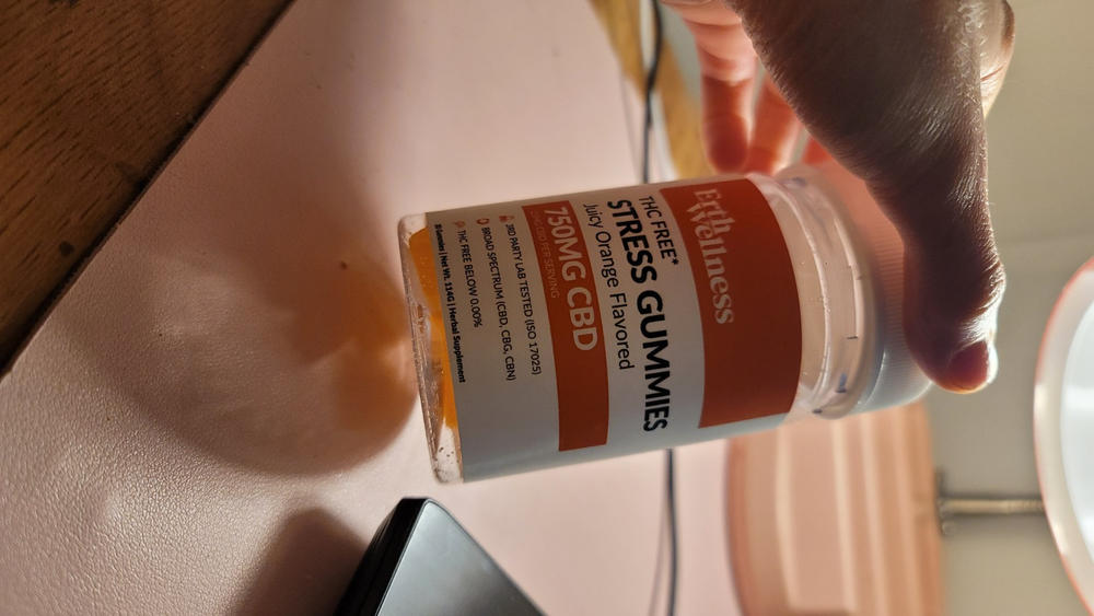 THC Free STRESS Gummies - Vegan - Juicy Orange - 1500mg - Customer Photo From Alyssa Zueno