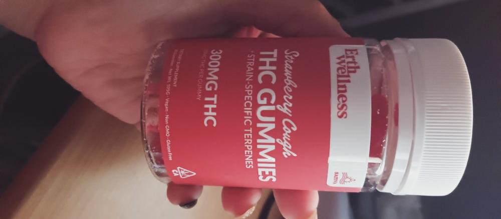 Δ9 THC Gummies - Strawberry Haze - Strain Specific (Sativa) - 300mg - Customer Photo From Anonymous