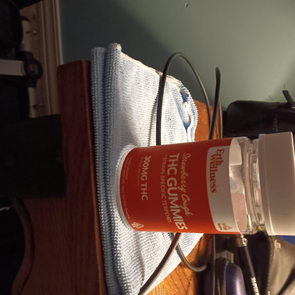 Δ9 THC Gummies - Strawberry Haze - Strain Specific (Sativa) - 300mg - Customer Photo From David Freeman