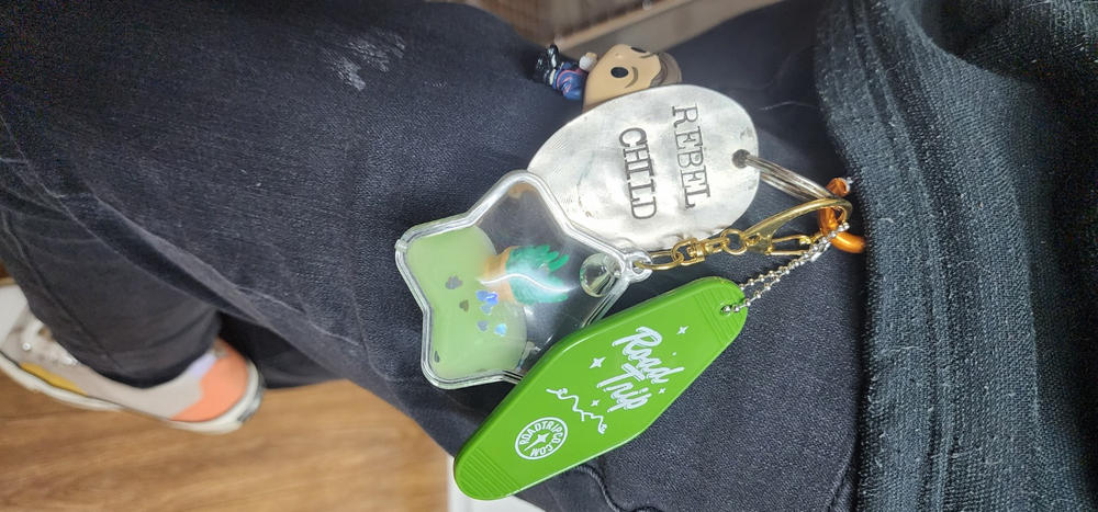 Road Trip Vintage Hotel Key Style Keychain - Customer Photo From Pamela Harkins