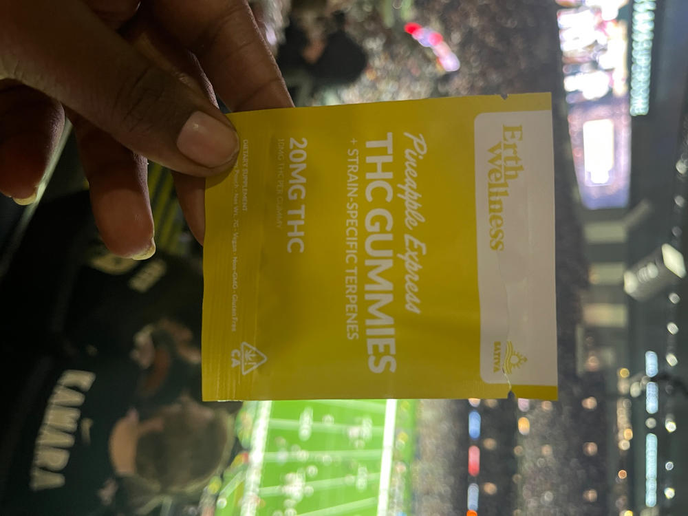 Δ9 THC Gummies - Gorilla Glue #4 - Live Resin (Hybrid) - 20mg (Sample Size) - Customer Photo From daryaan mcleod