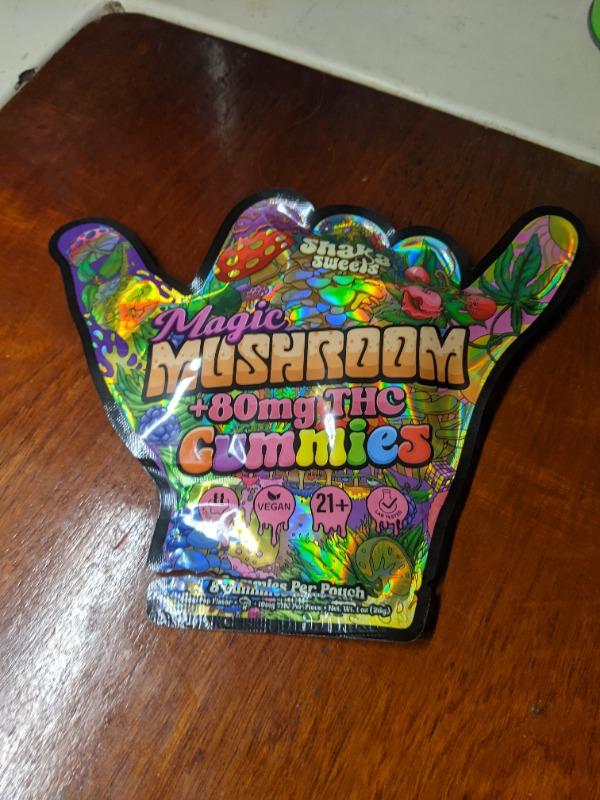 Magic Mushroom + Δ9 THC - Bomb Pop Flavor - Customer Photo From BRIAN PIERCE