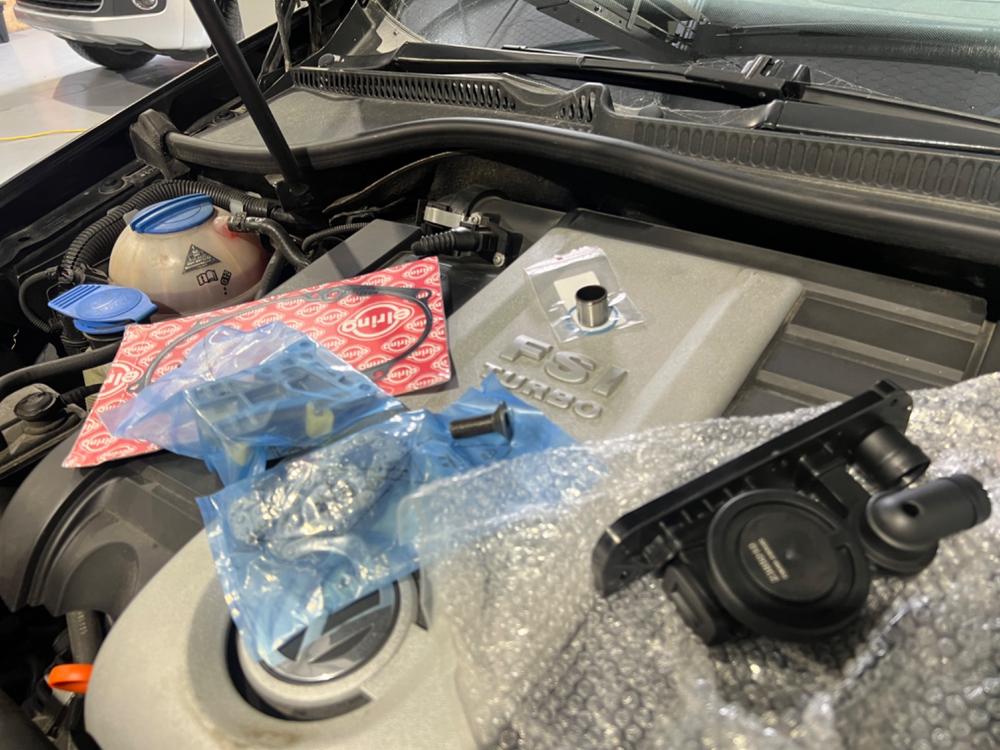 PCV Valve Oil Breather separator VW Golf GTI 2.0 TFSI Audi A3 - Customer Photo From Steven Boshoff