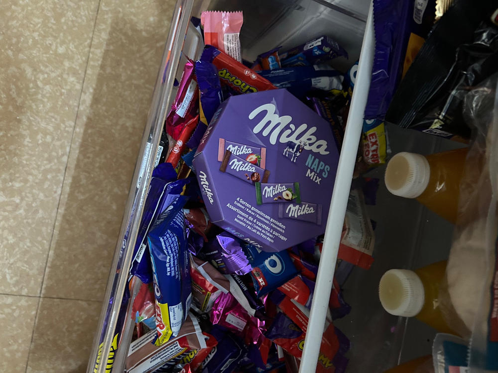 3x Milkybar Raspberry Ripple Ice Cream Giant White Chocolate Buttons Bags (3x86g) - Customer Photo From Andrew Maven