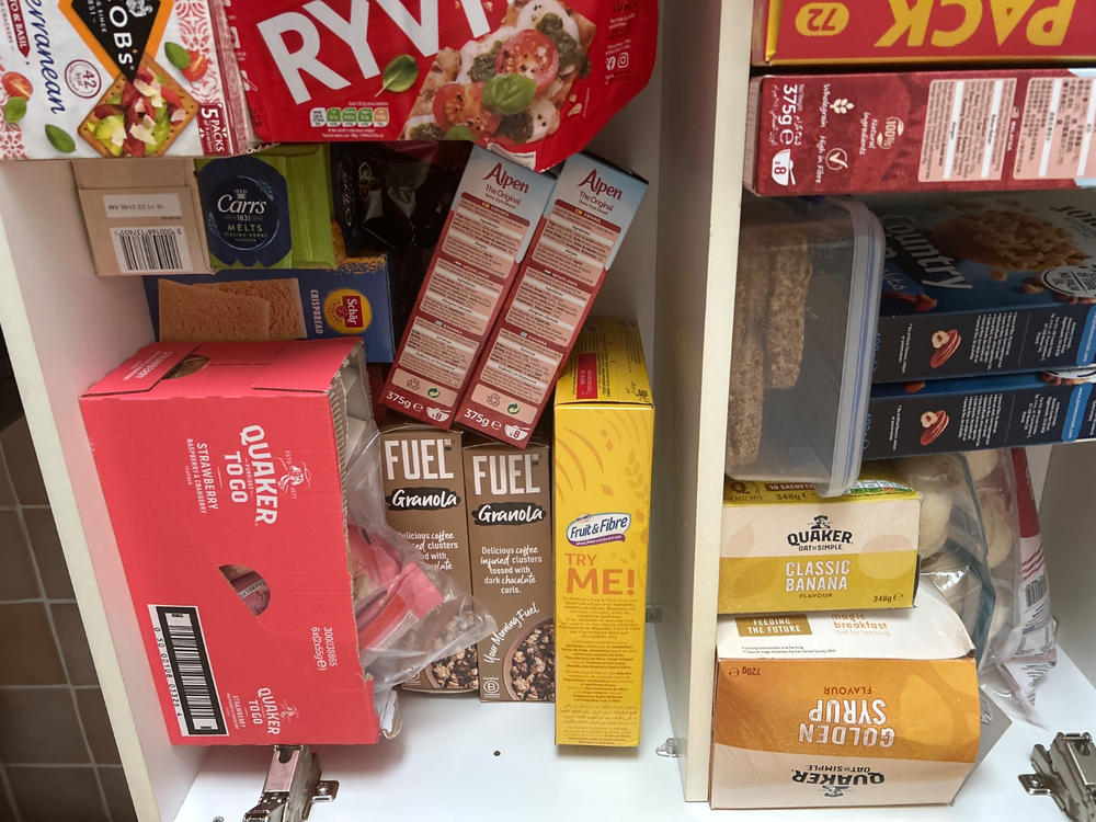 2x Jordans Crunchy Oat Granola Raisin & Almond Bags (2x450g) - Customer Photo From Andrew M.