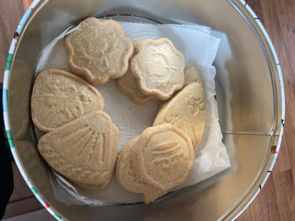 24x Low Price All Butter Assorted Broken Shortbreads (1x650g) - Customer Photo From Diana B.