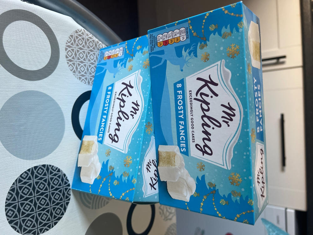 16x Mr Kipling Frosty Fancies (2 Boxes of 8) - Customer Photo From Linda Brown