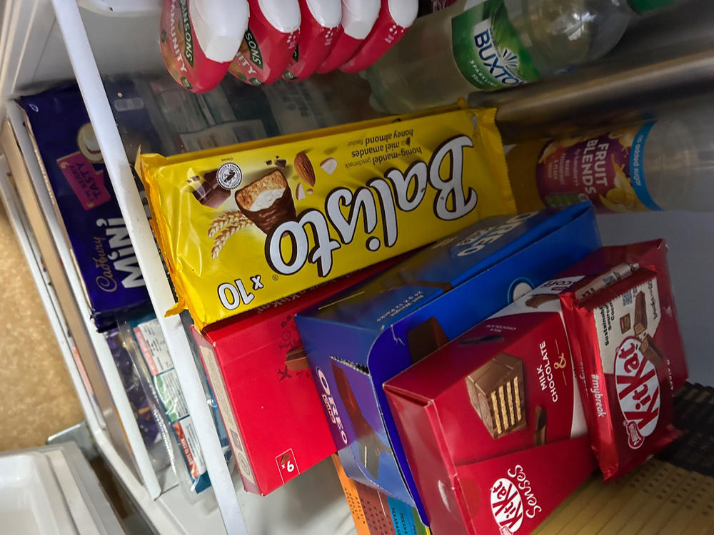 12x Oreo Chocolate Covered Cake Bars (12x24g) - Customer Photo From Andrew Maven