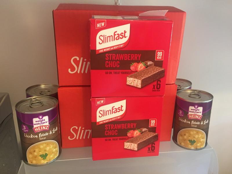 12x SlimFast Strawberry Chocolate Snack Bars (12x25g) - Customer Photo From Joanne L.