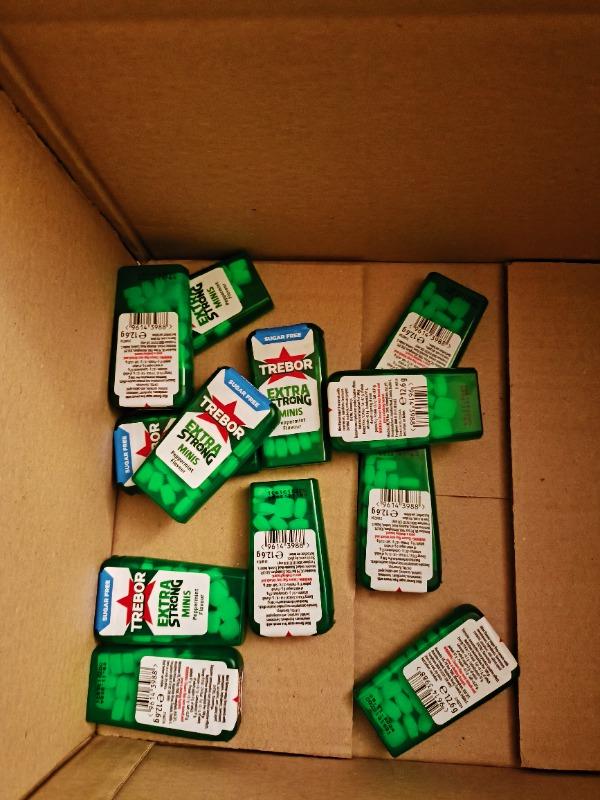 12x Trebor Minis Extra Strong Sugar Free Mints Tubs (12x12.5g) - Customer Photo From Nina F.