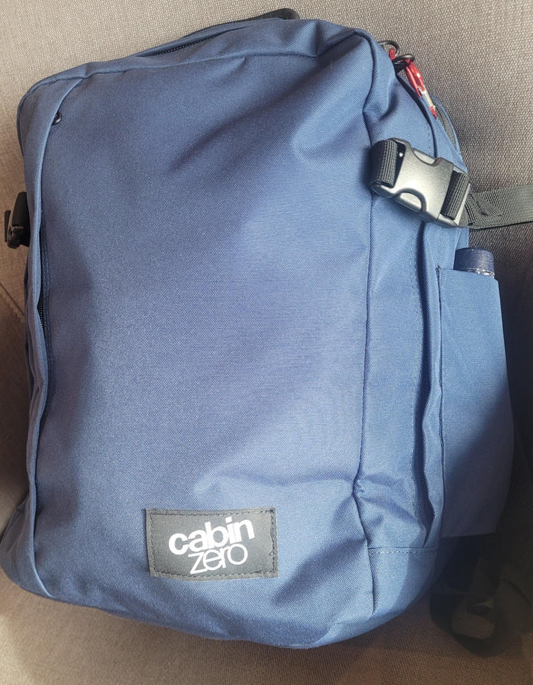 CabinZero on X: Getting ready for the last trip before going back to  school? 📚 With the Classic 28L - Lipe Blue #CabinZero backpack it's easy!  This backpack was not only made