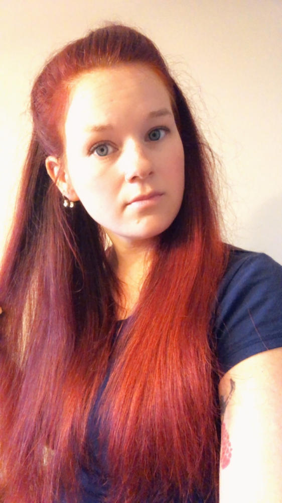Deep Red Henna Hair Dye - Customer Photo From Ivy Cummings