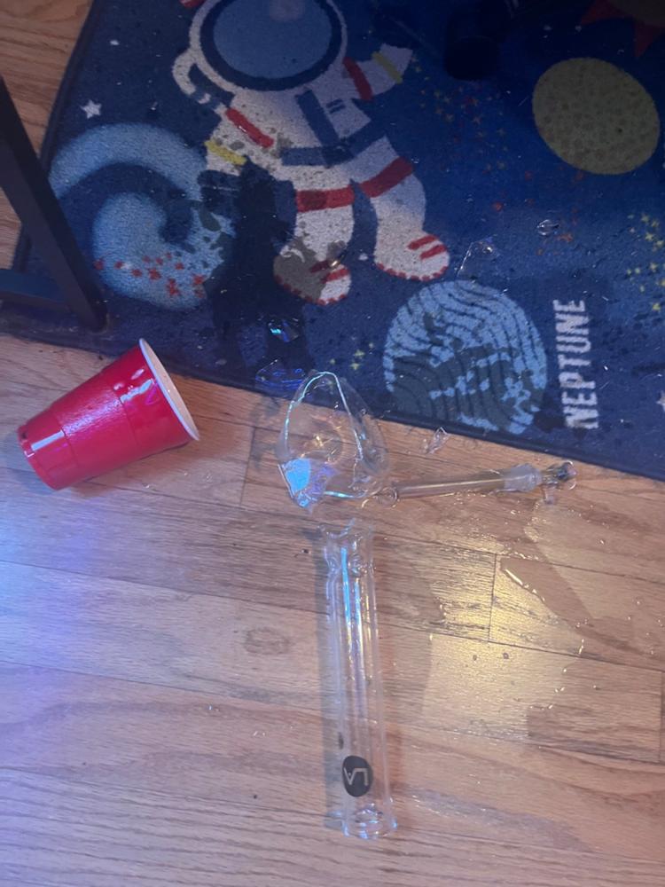 LA Pipes 12” Beaker Bong - Customer Photo From David Rivera-Figueroa