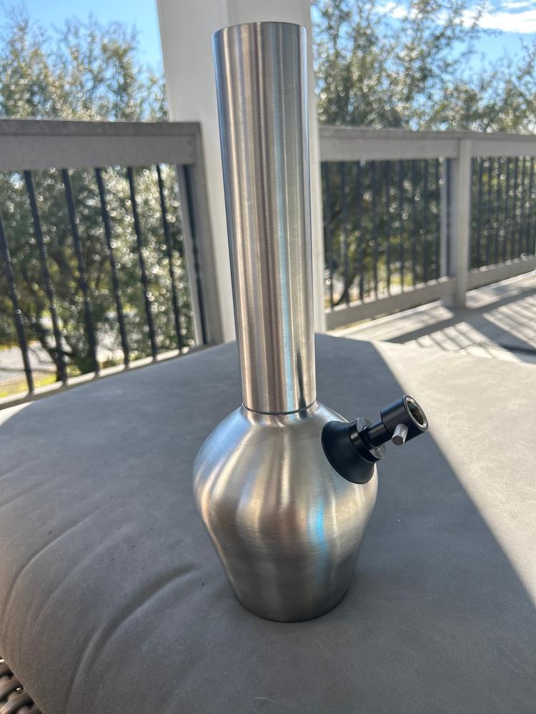 Chill Steel Pipes 13” Double-Wall Insulated Bong - Customer Photo From Miranda 