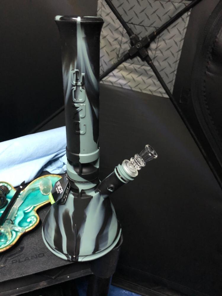 Eyce Indestructible 13” Silicone Beaker Bong - Customer Photo From Cameron Dick