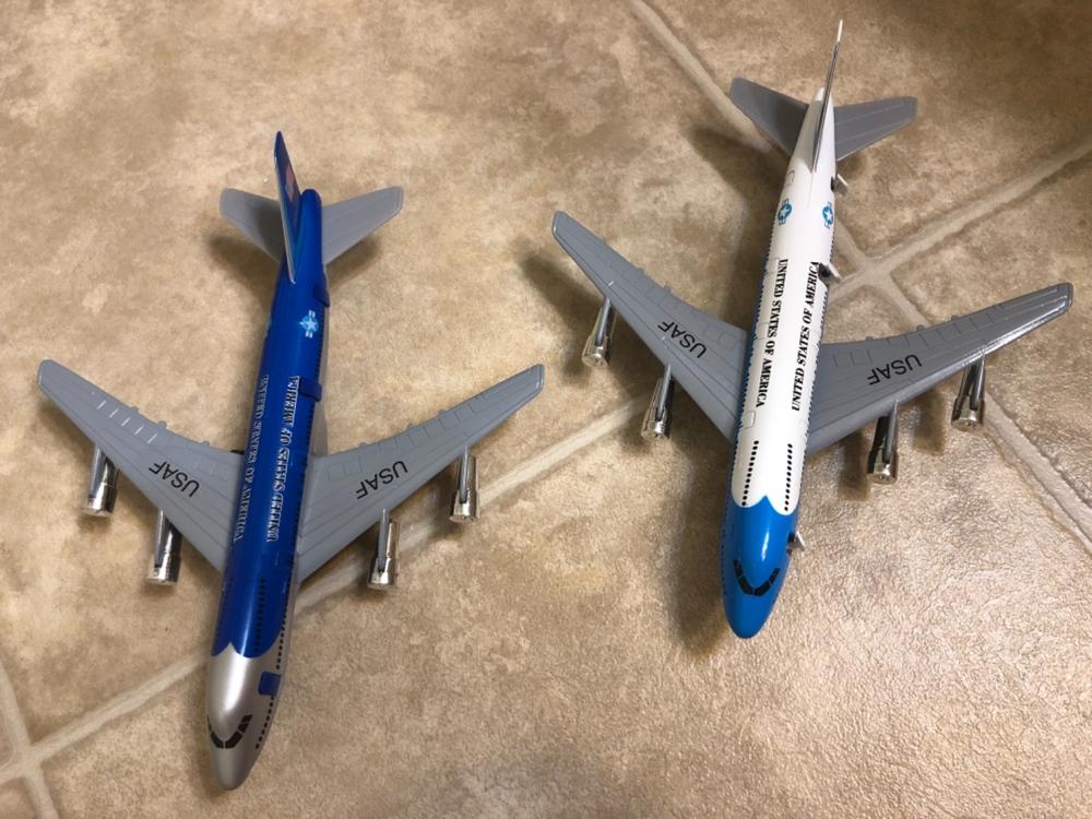 jumbo jet toy airplane