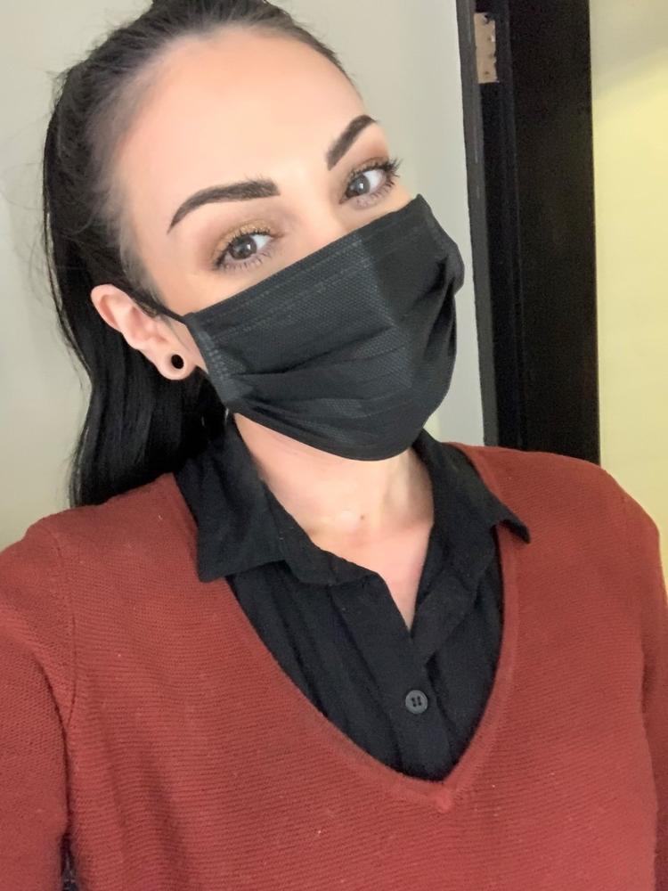 Dimple Daily Contacts (30 Pack) - Customer Photo From Jessica Adcock
