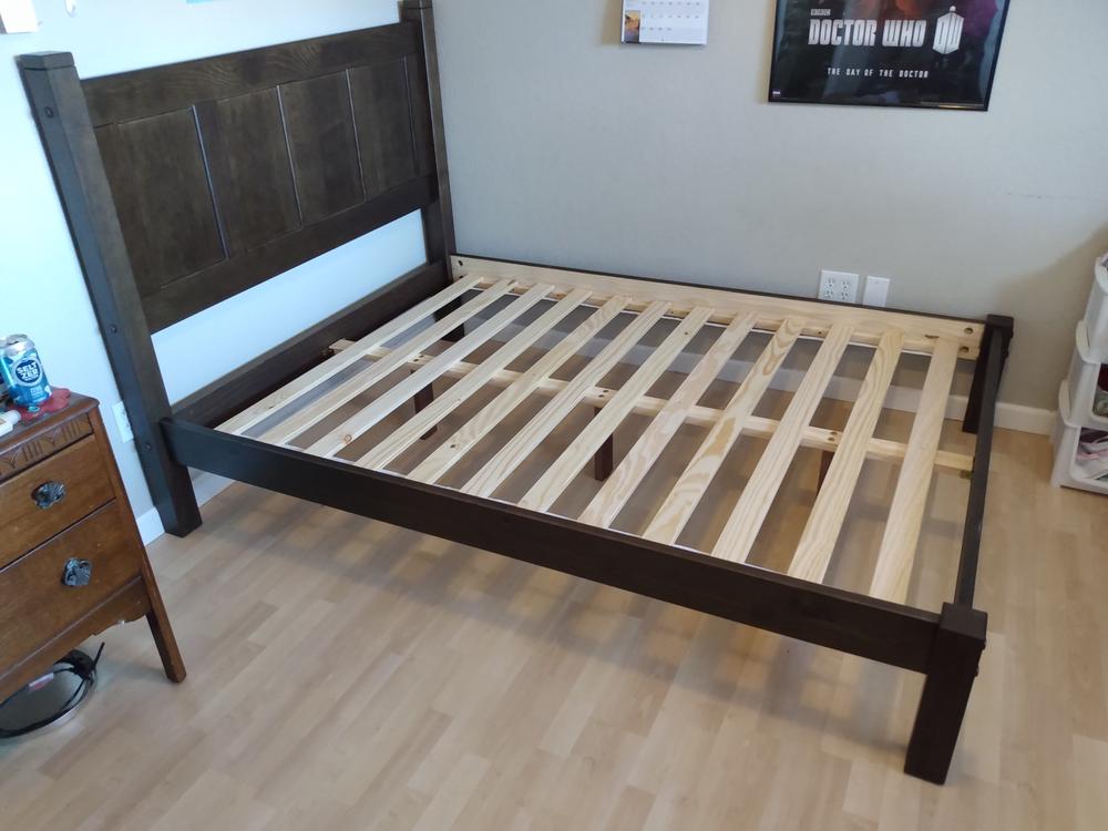 Shaker Panel Platform Bed – Grain Wood Furniture