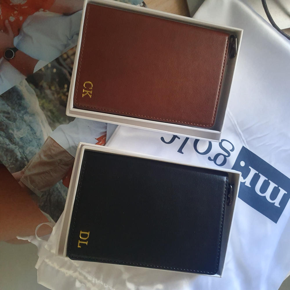 Personalised Premium Passport Holder and Luggage Tag (Brown) - Customer Photo From Zoe Pante