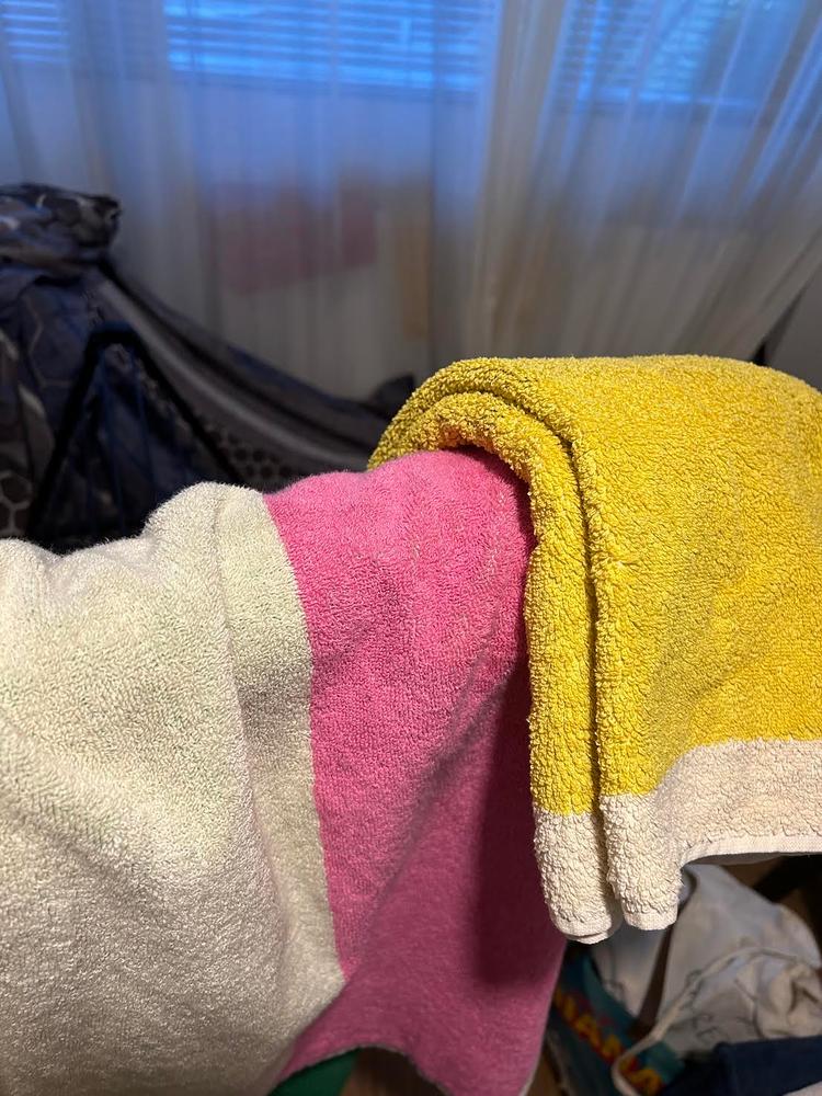 Bath Towels Set Royal Blue Pink Yellow Orange (4 pcs.) - Customer Photo From Macy