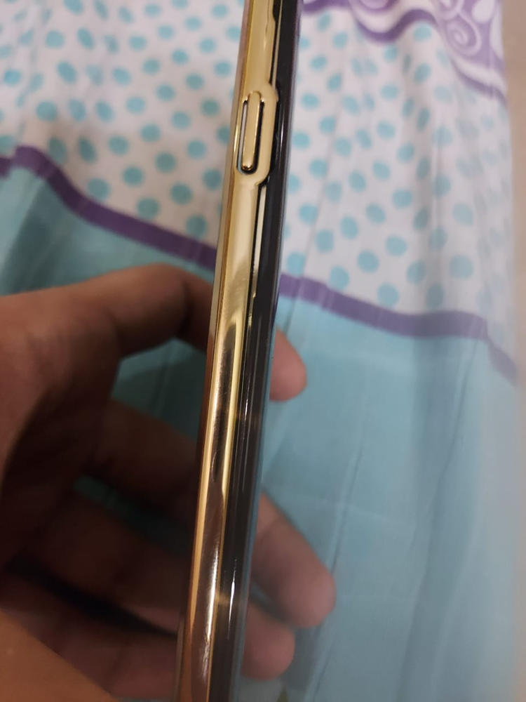 Spigen Galaxy Note 9 Case La Manon étui Gold Black (Ver.2) 599CS25309 - Customer Photo From Ahmed Hassaan