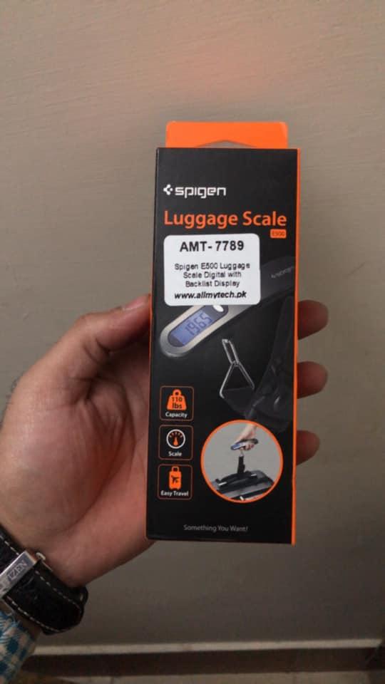Spigen E500 Luggage Scale Digital with 110 lb / 50 kg Capacity with Backlist Display - Customer Photo From Faheem Riaz Awan