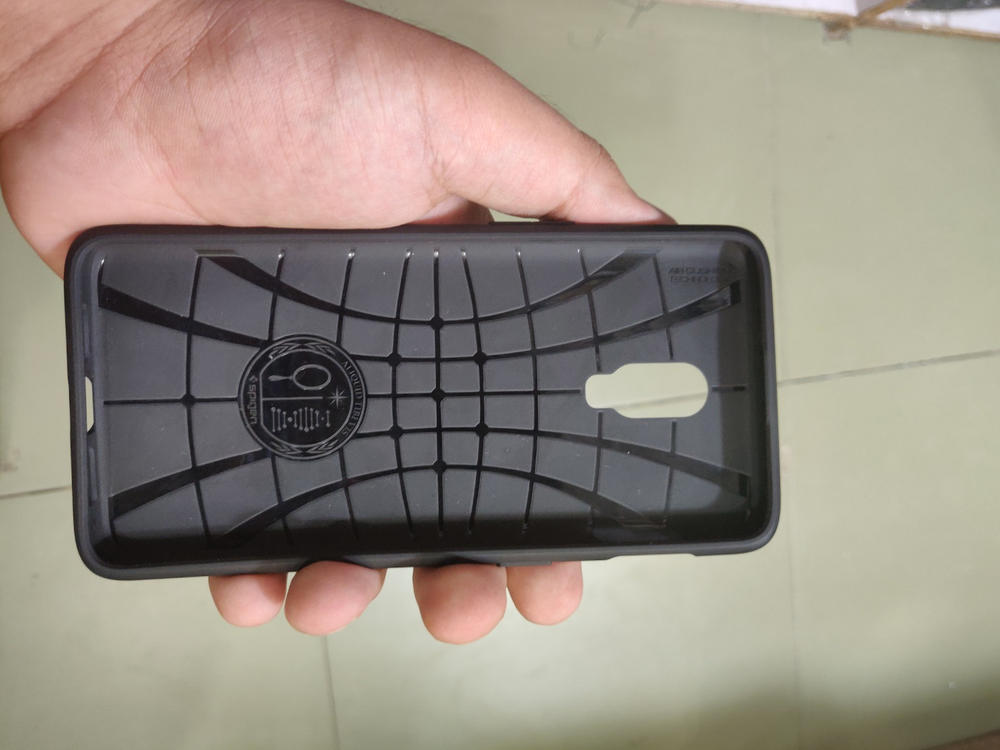 OnePlus 6T Liquid Air Case by Spigen K07CS25308 - Customer Photo From Ch Moeez
