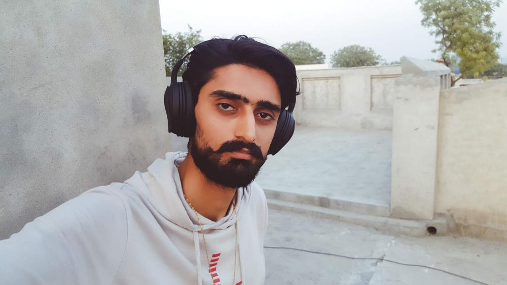 H5 X4.0 Over Ear Headphones by MPOW with Active Noise Cancelling - Customer Photo From Yasir M.