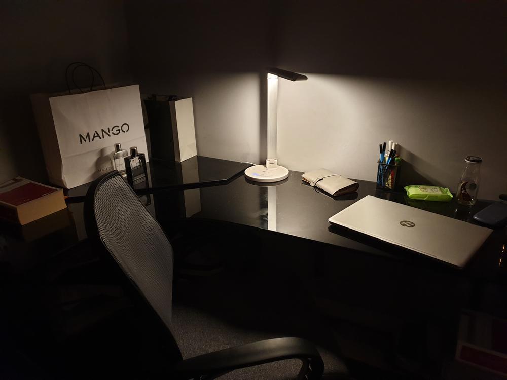 LED Lamp Desk Eye-caring Table Dimmable Office Lamp with USB for Charging by Taotronics - White - TT-DL13 - Customer Photo From Omar Hasan