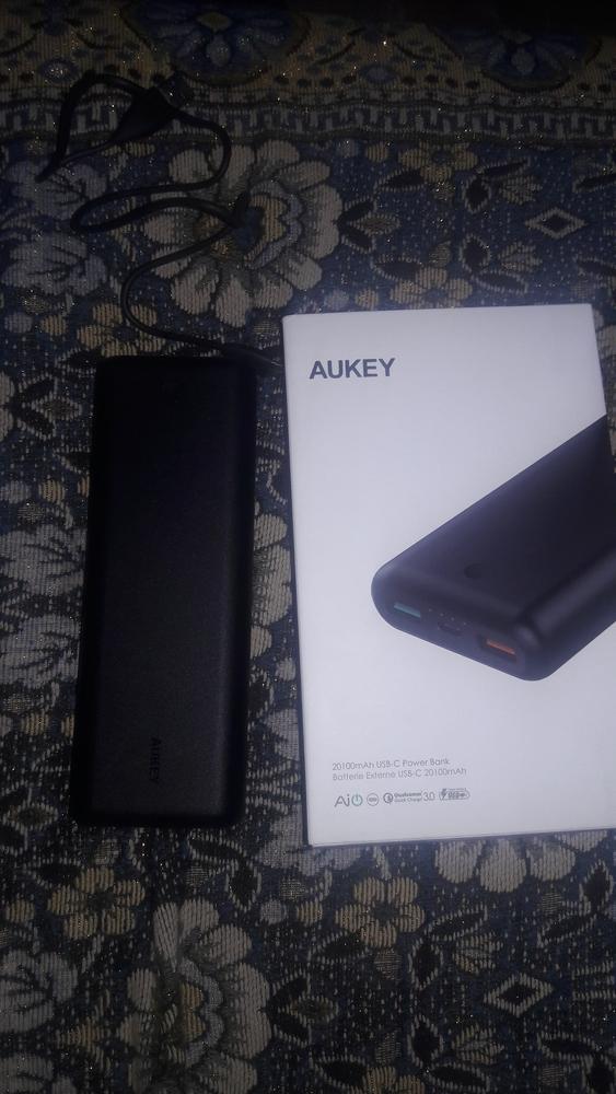 Aukey 20100mAh Power Delivery 2.0 USB C Power Bank With Quick Charge 3.0 - PB-XD20 - Customer Photo From Zohaib Ali 