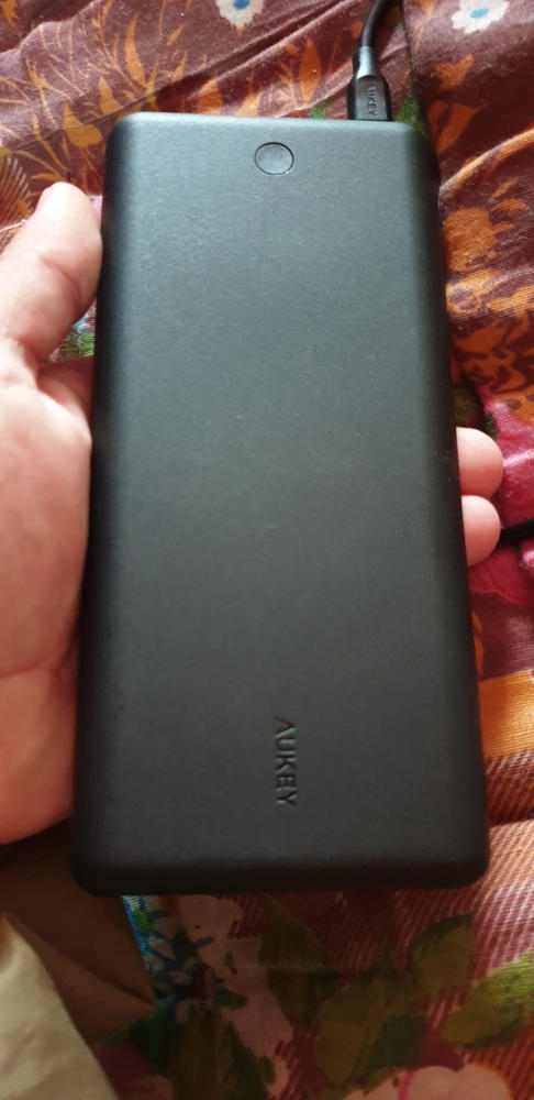 Aukey 63W 26800mAh Power Delivery 3.0 USB C Power Bank With Quick Charge 3.0 - PB-XD26 - Customer Photo From Mohammad Amin